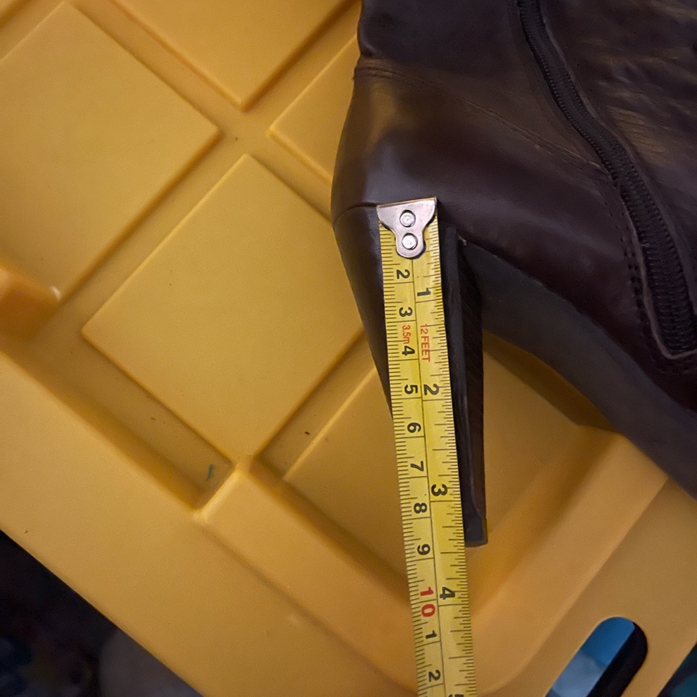 Guess Leather knee high boots - Picture 9 of 9